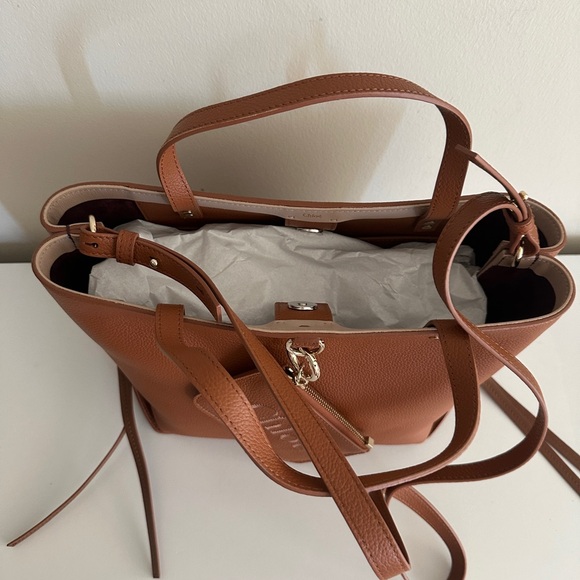 Chloe Caramel Leather Tote Bag - Picture 10 of 13